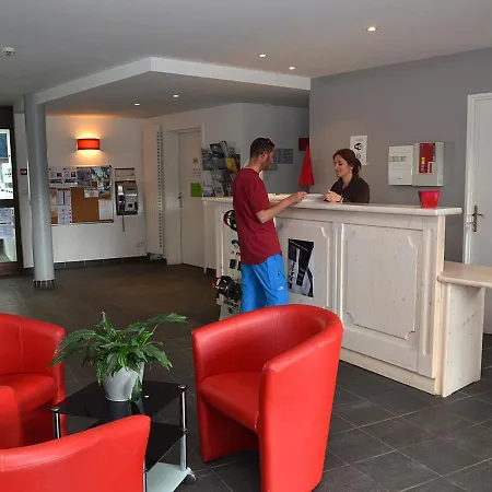 Apartment Spacieux A Foret - Balcon Sud - Parking Couvert - Proche Pistes Et Commerces - Fr-1-425-124